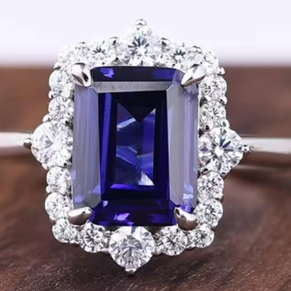 NEW Halo cut Blue‎ Emerald .925 silver ring
